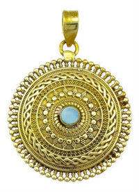 Load image into Gallery viewer, Messing Anhänger Chalzedon hellblau Kreise Zopf Stein golden Kette nickelfrei antik Schmuck Tribal - chic - net.de
