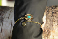 Load image into Gallery viewer, Messing Armreif antik Türkis oval klein Punkte verstellbar antik Tribal Schmuck - chic - net.de
