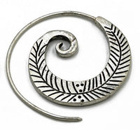 Cargar imagen en el visor de la galería, Messingohrringe versilbert Spiralen Blatt Design geriffelt 925 sterling Silber - chic - net.de
