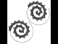 Load image into Gallery viewer, Messingohrringe versilbert Spiralen Pünktchen Herzen Ornamente 925 sterling Silber - chic - net.de
