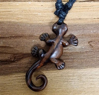 Load image into Gallery viewer, Nara Holz - Ketten: Natürlicher Holzschmuck mit Frei Verstellbarer Baumwollkette - chic - net.de
