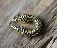 Load image into Gallery viewer, Ohrgewicht Brass 12mm Tropfen Spiralen Schlüsselloch - chic - net.de
