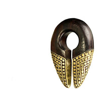 Cargar imagen en el visor de la galería, Ohrgewicht Brass Holz Schlüsselloch Dots 10mm Piercing - chic - net.de
