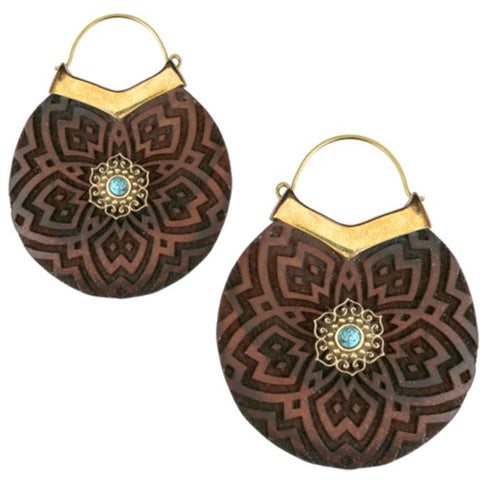 Ohrringe Holz Brass Blume Türkis Bügel gold Gravur - chic - net.de
