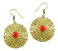 Load image into Gallery viewer, Ohrringe Jaspis Stein Herz Kreis Dreiecke Messing Ohrhänger rot nickelfrei antik golden Tribal Brass - chic - net.de
