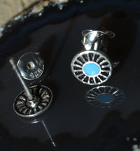 Load image into Gallery viewer, Ohrstecker 925 Silber Rad E - Coat Epoxid blau oxidiert - chic - net.de
