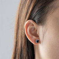 Load image into Gallery viewer, Ohrstecker 925 Sterling Silber mit Onyx rund 8mm - chic - net.de
