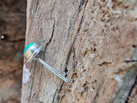 Load image into Gallery viewer, Ohrstecker Malachit grün Tropfen 6 mm 925er Sterling Silber Rand Stein Silberohrstecker - chic - net.de
