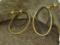 Cargar imagen en el visor de la galería, Ohrstecker Silber 925 vergoldet Ellipsen gold schwarz - chic - net.de
