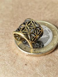 Load image into Gallery viewer, Ear cuff Dread Lock Bead Messing gold Blume des Lebens
