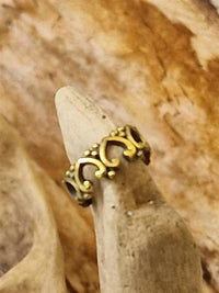 Cargar imagen en el visor de la galería, Ear cuff Dread Lock Bead Messing gold Herzen Krone
