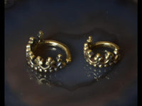 Load image into Gallery viewer, Universal Piercing Ring Messing gold Krone
