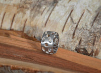 Load image into Gallery viewer, Ring Lochmuster Kreise Ellipsen 925er Sterling Silber - chic - net.de
