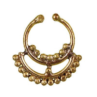 Cargar imagen en el visor de la galería, Septum Fake Piercing Nasenringe Punkte Halbkreis doppelt Messing golden nickelfrei antik - chic - net.de
