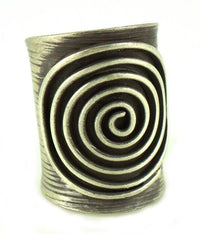 Cargar imagen en el visor de la galería, Silberring offen verstellbar schwarz Spirale Streifen Bandring Ring 925er Silber - chic - net.de
