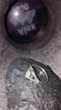 Cargar imagen en el visor de la galería, Silberringe Chalzedon Seile Spiralbögen Kreise oval 925 - chic - net.de
