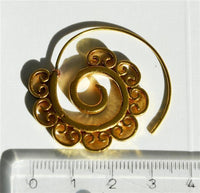 Load image into Gallery viewer, Spiralen Ohrringe antik golden Messing mit verschlungenen Verzierungen Tribal - chic - net.de
