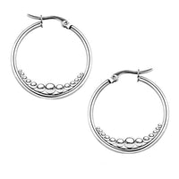 Load image into Gallery viewer, Strahlende Creolen - Handgefertigte Damenohrringe in gold und silber - chic - net.de
