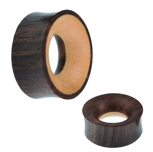 Two double-flared Holz Tunnel braun gelb Sonoholz Teakholz plugs with smooth, polished surfaces and contrasting brown-yellow wood tones—perfect Piercing-Schmuck or Tribal Holz Flesh Tunnels for stretched earlobes.