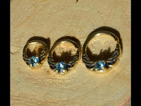 Cargar imagen en el visor de la galería, Universal Piercing Ring Brass Aqua Kristall Knoten celtic - chic - net.de
