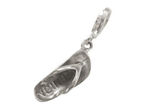 Cargar imagen en el visor de la galería, Silberanhänger Sandale Flip Flop Charm Anhänger Damen Schmuck 925er Sterling Silber
