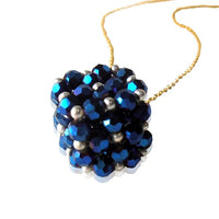 Load image into Gallery viewer, Brass Kette Glaskristalle Würfel blau facettiert silber nickelfrei Glitzer Schmuck
