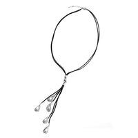 Load image into Gallery viewer, Lederbandkette schwarz Anhänger Edelstahl silberfarben Tropfen Länge 53 cm
