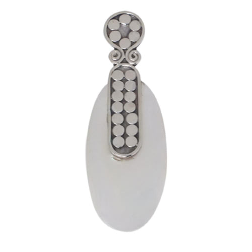 Perlmutt-Anhänger, ovaler Damenanhänger aus 925er Sterlingsilber mit Perlmutt und Silberverzierung, ca. 21 x 13mm