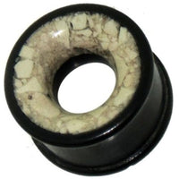 Cargar imagen en el visor de la galería, A hand-carved black ironwood ear tunnel expander, featuring a white marmor inlay around the edge; Tunnel schwarz Marmorinlay weiß Holztunnel Tribal Plug Expander.
