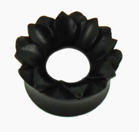 Cargar imagen en el visor de la galería, Holz Tunnel Blume zweilagig schwarz Unisex Plug Ohrschmuck Ohrringe handgeschnitzt
