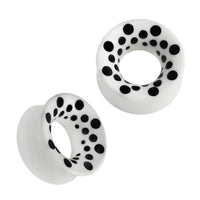 Load image into Gallery viewer, Bone Flesh Tunnel Polka Dots Punkte schwarz weiß double flared Plug Piercing
