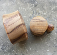 Load image into Gallery viewer, Olivenholz Flesh Plug Lobe Piercing Holz Double Flared
