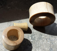 Cargar imagen en el visor de la galería, Flesh Tunnel Krokodilholz Rim Inlay dünn Türkis double flared
