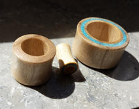 Cargar imagen en el visor de la galería, Flesh Tunnel Krokodilholz Rim Inlay dünn Türkis double flared
