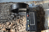 Load image into Gallery viewer, Holz Plug konkav Eisenholz Punktestruktur schwarz
