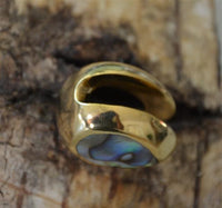 Cargar imagen en el visor de la galería, Plug Ohrgewicht Messing Paua zum Einhängen Tropfen gold
