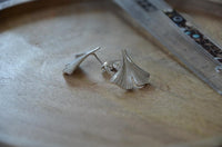 Load image into Gallery viewer, Ohrstecker 925 Sterling Silber Ginkgo Blatt 18mm
