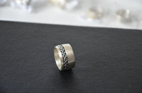 Load image into Gallery viewer, Silberring 925 Sterlingsilber Bandring Kreis Rille
