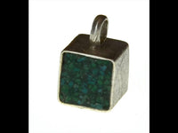 Load image into Gallery viewer, Anhänger Silber 925 Würfel crushed Stein 10mm
