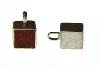 Load image into Gallery viewer, Anhänger Silber 925 Würfel crushed Stein 10mm
