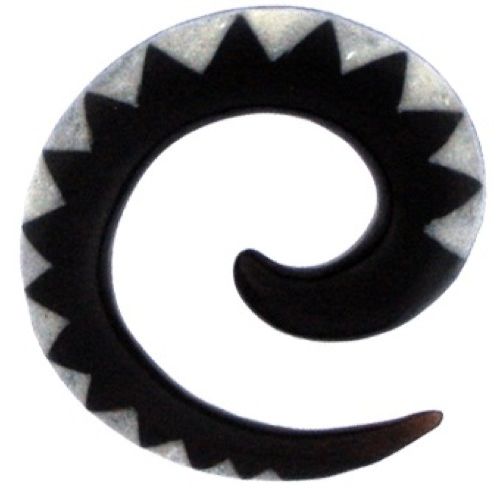 Tribal Buffalo Horn Piercing Expander, schwarze Spirale mit weißem Zickzackmuster, 6mm,  Plug, Tunnel, Ohrring, Ohrhänger, Ohrstecker