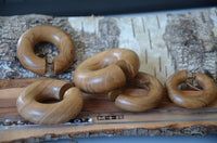 Load image into Gallery viewer, Ohr Donut Holz Ohrgewicht-Piercing Teakholz Ring
