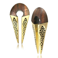 Load image into Gallery viewer, Ohrgewicht Brass Holz 12mm Pfeil Karo Stanz Muster
