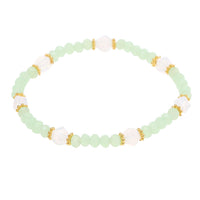 Load image into Gallery viewer, Perlenarmband Brass golden Ringe Kristalle hellgrün weiß schillernd verstellbar
