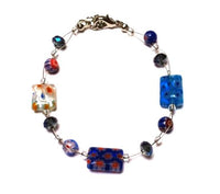 Cargar imagen en el visor de la galería, Muranoglas Armband Glasperlen blau bunt Blumen Rechteck Glitzer 18-20 cm Karabiner nickelfrei
