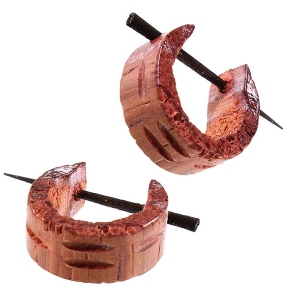 Holz Pin-Ohrringe 14 mm rotbraun Striche doppelt einzeln Creolen Pin handgeschnitzt