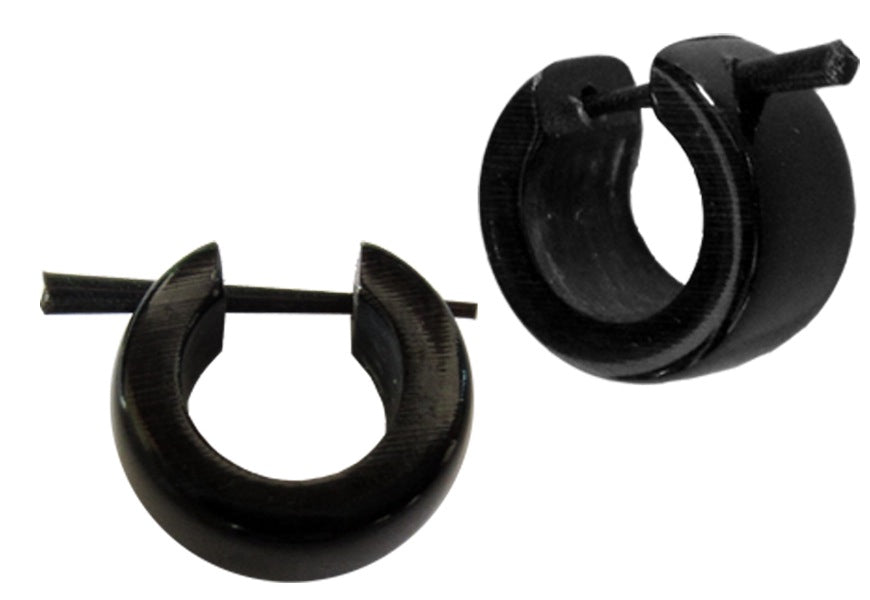 Horn Pin Ohrringe 14 mm rund glatt 6 mm breit schwarz Creolen handgeschnitzt