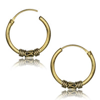 Load image into Gallery viewer, Brass Ohrringe Creolen antik golden Hoops zwei Größen
