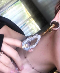 Cargar imagen en el visor de la galería, Ohrgewicht Piercing Hook Edelstahl Stein gold lila
