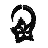 Load image into Gallery viewer, Fake Horn Piercing Hook Spirale Kralle handgeschnitzt schwarz Dehner Ohrring

